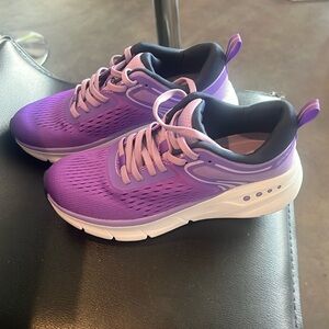 Easy Spirit NEW purple EMOVE sneakers Semaxine 2 size 6.5 tennis running shoes